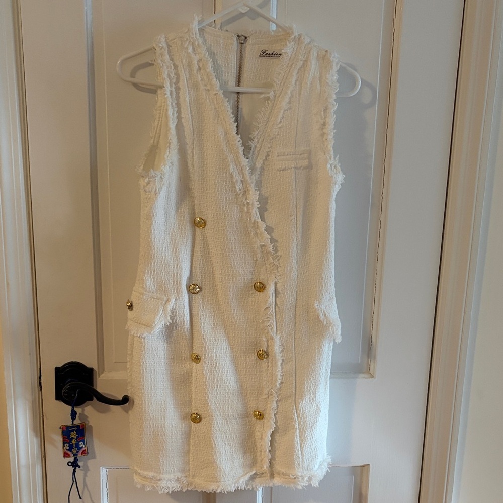White Sleeveless Tweed Dress